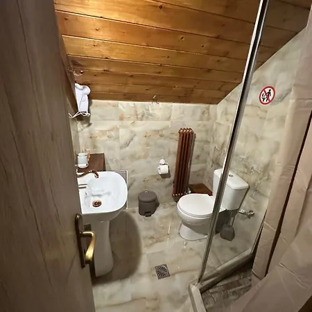 ο σκίουρος παραδοσιακοί ξενώνες